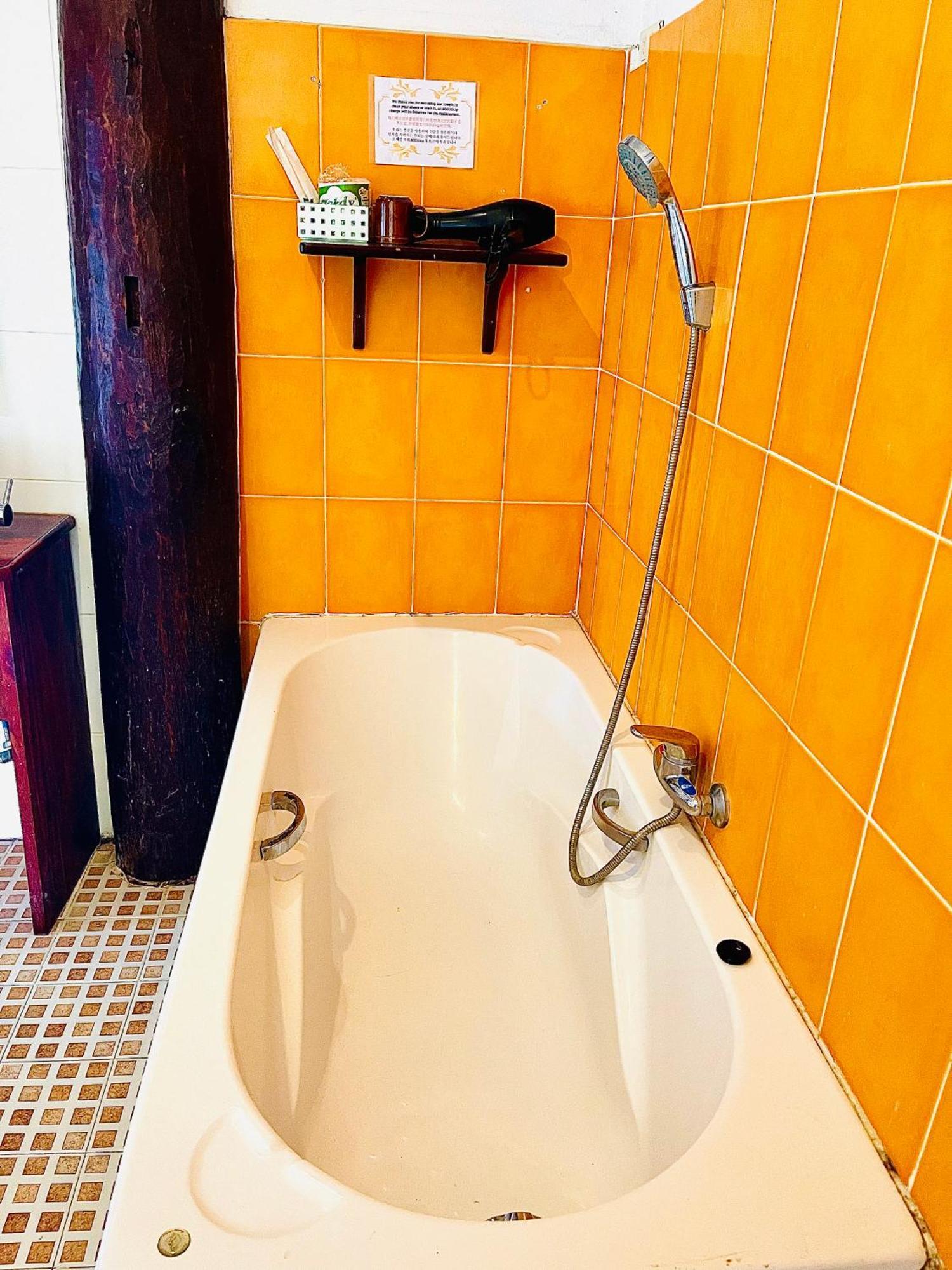 Vieng Savanh II Hotel Luang Prabang Exteriör bild